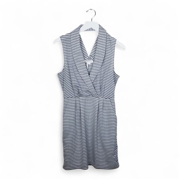 BCBGeneration Dress Style CRL6V144 Blue & White Stripes Open Back - Size 4 - Picture 1 of 9